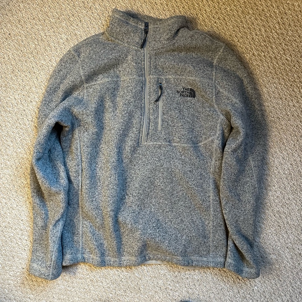 The North Face Quarter Zip Sweater Size Medium